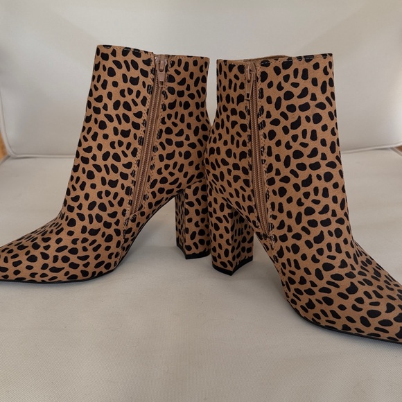 Bamboo Leopard Print Ankle Boots Size 7 - Picture 4 of 7